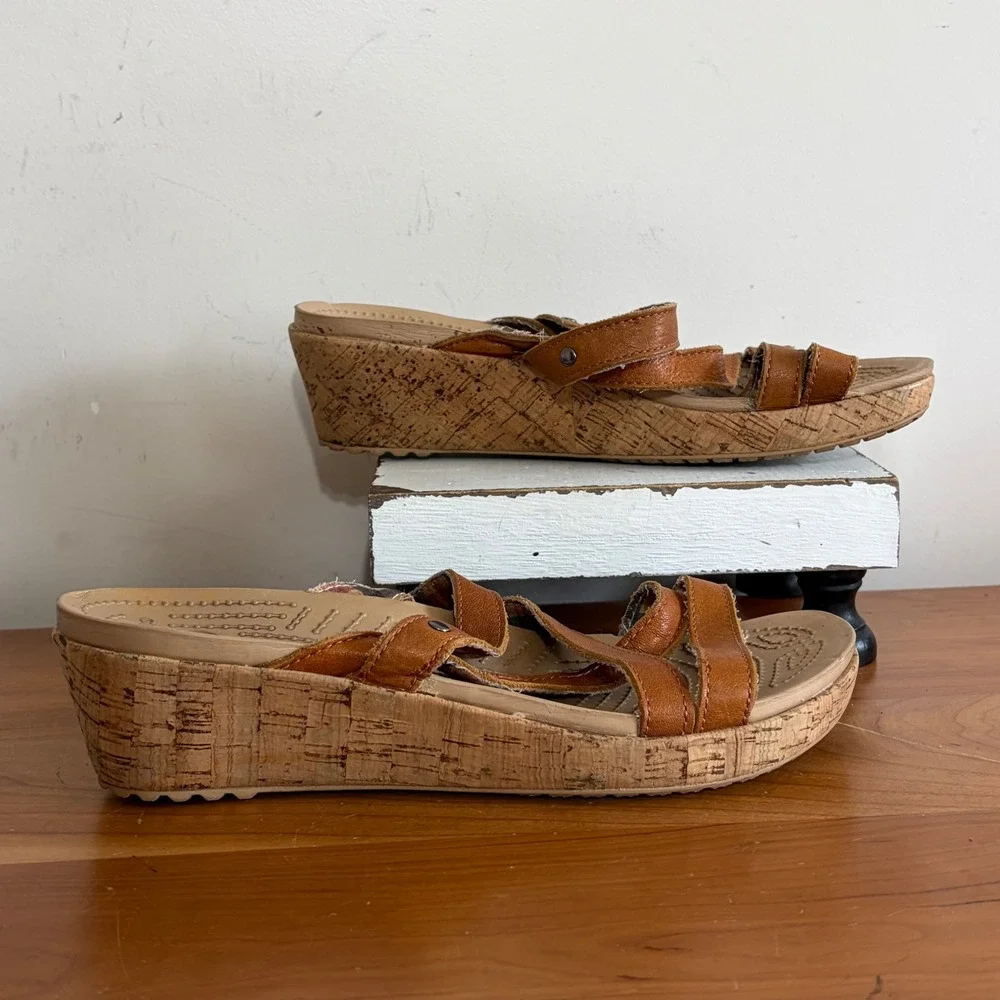 CROCS wedge sandals